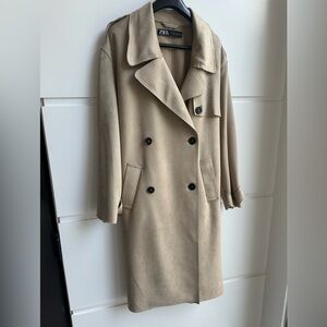 Zara Women's Beige faux suede Double-Breasted Trench Coat. New condition no tags